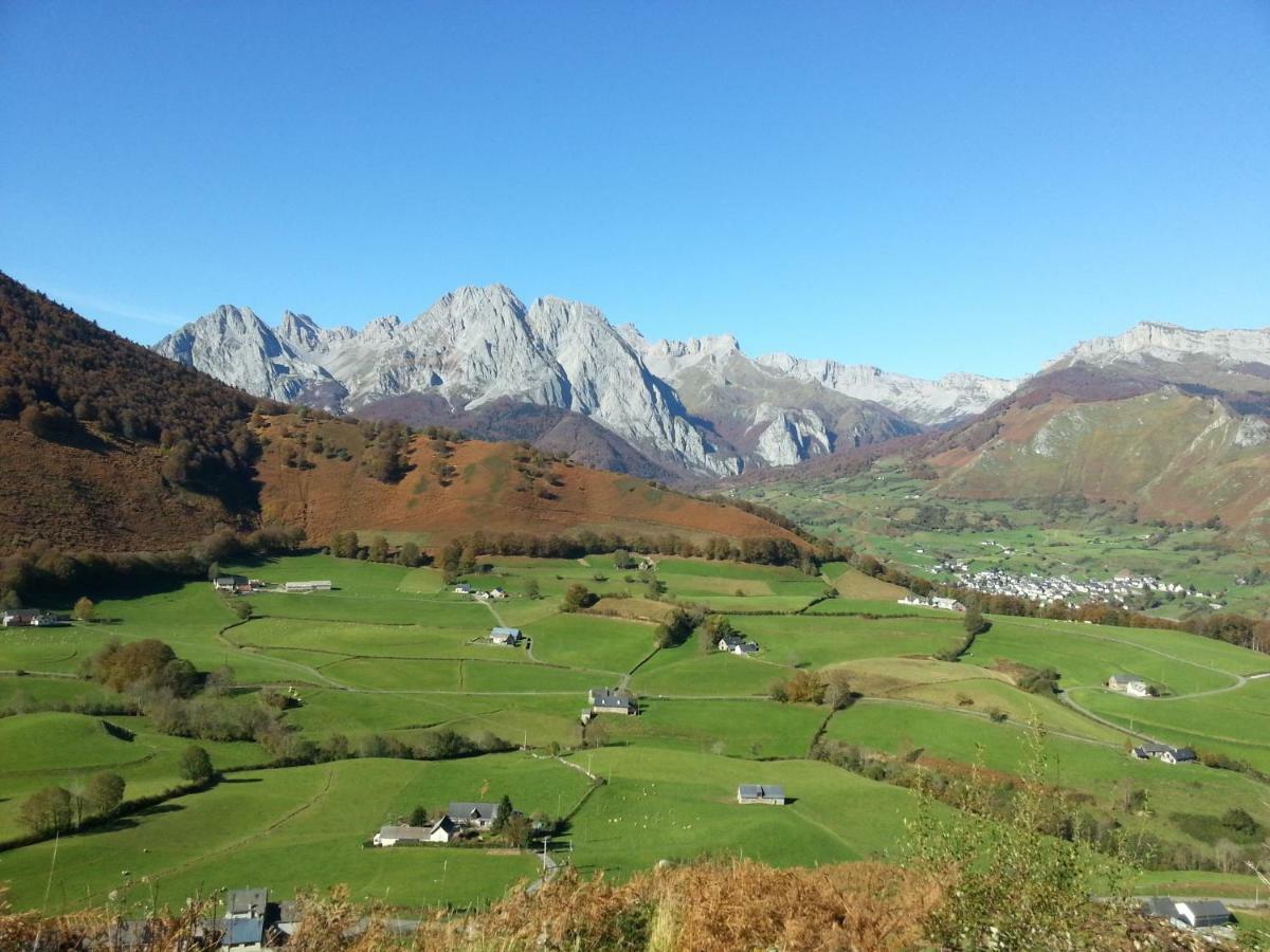 Gite De Montagne Du Plateau De Lhers- Accueil Randonneurs Accous Exteriér fotografie